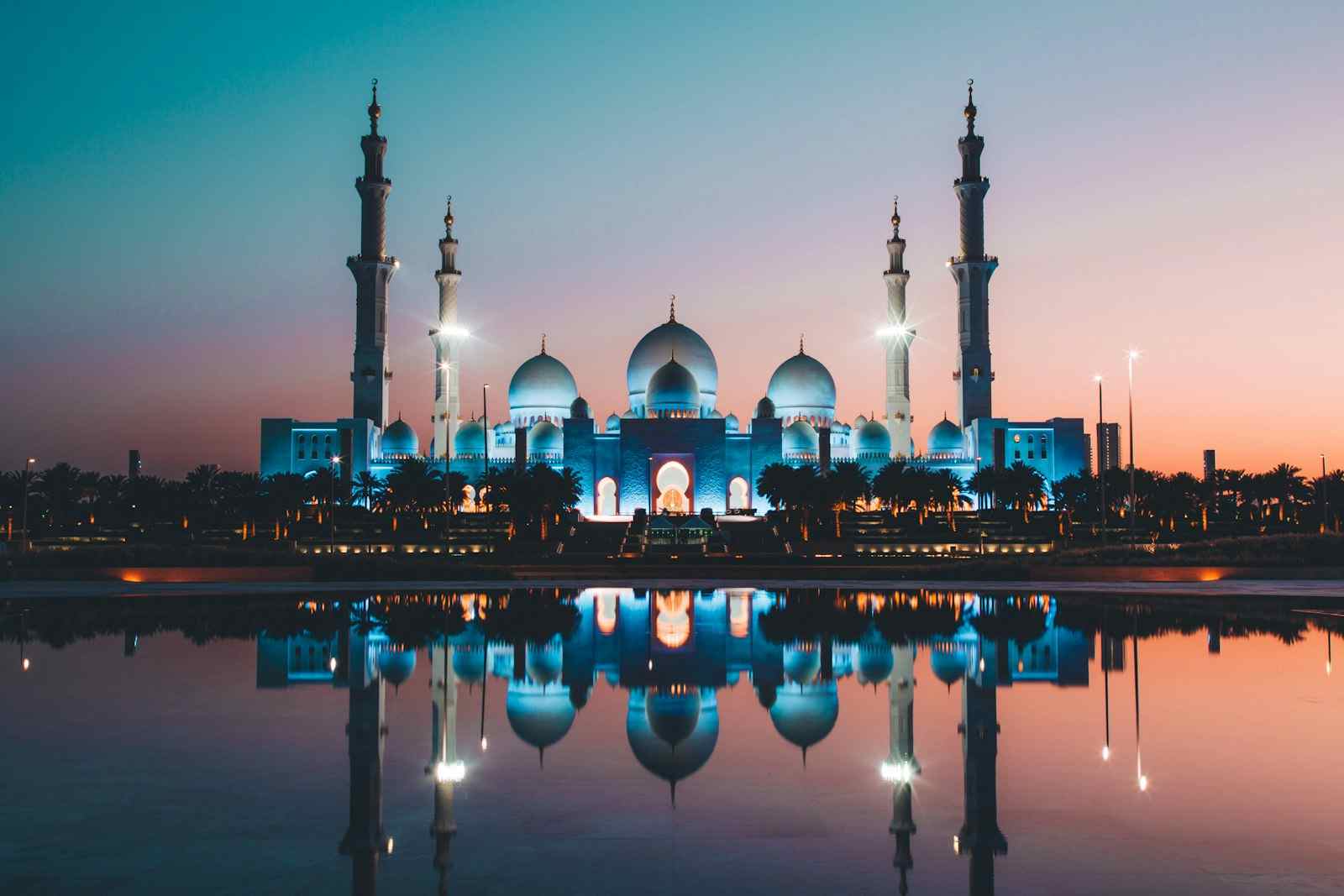 Sheikh Zayed Grand Mosque in Abu Dhabi, UAE